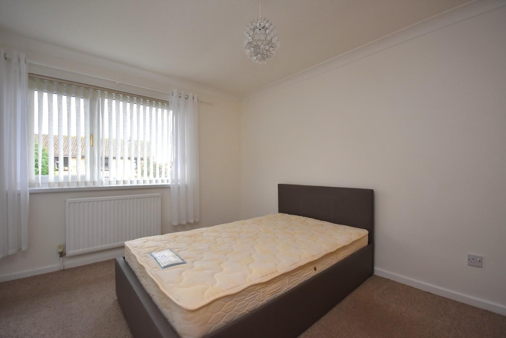 17 Woodham Park, Barry, CF62 8JF